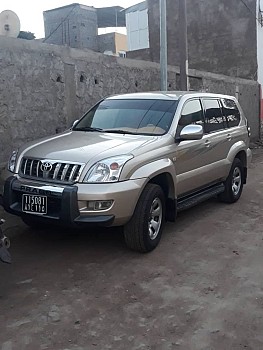 TOYOTA PRADO excellent état général