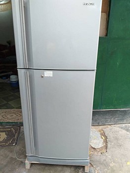 Frigo Hitachi