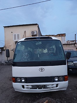 Bus Toyota coaster modèle 2006