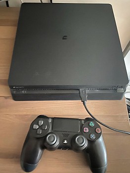 PS4 et CD FIFA