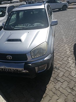 Voiture Toyota Rav 4 2002