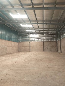 Location hangar 511 m² zone industrielle