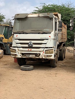 Camion Sino truck