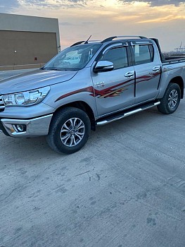 Toyota Hilux SR5 2017, Modèle S-GLX Diesel