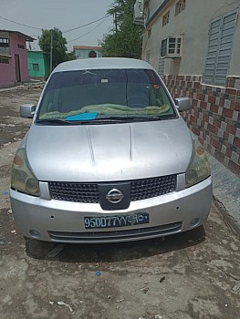 Nissan Quest