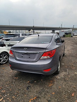 Hyundai Accent 2015