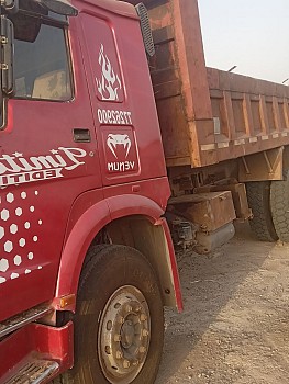 Camion Benne Howo Année 2019