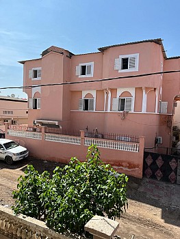 Duplex de 3 appartements à Maka Moukaram