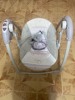 Balançoire pour bébé en parfait état