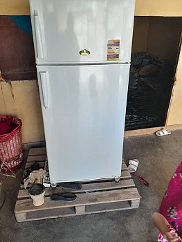 Réfrigérateur Kiriazi, comme neuf, 2 mois d'utilisation