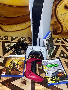 PlayStation 5 + 1 manette + 3 jeux (FC24, MORTAL KOMBAT 11, NFS UNBOUND) - neuve, 4 mois d\'utilisation