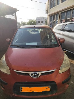 Hyundai i10 2010, essence, faible kilométrage, clim à réparer