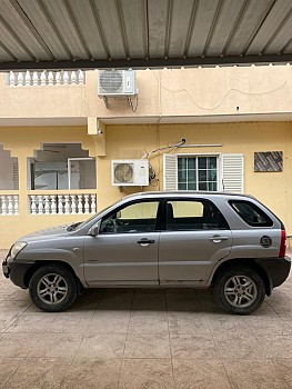 Kia Sportage 2004, diesel, boîte Automatique, entretien régulier