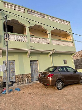 Location maison neuve F4 à Barwaqo 2