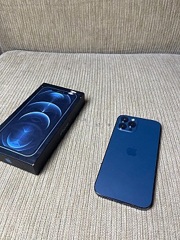 iPhone 12 Pro 128 Go en parfait état à vendre