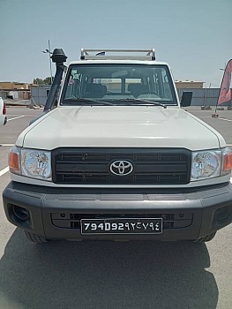 Land-Cruiser Hard-top 2023, diesel, 9 places, toutes options