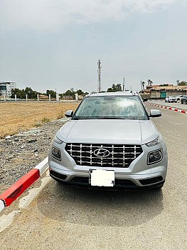 Hyundai Venue 2022, essence, boîte automatique, climatiseur parfait