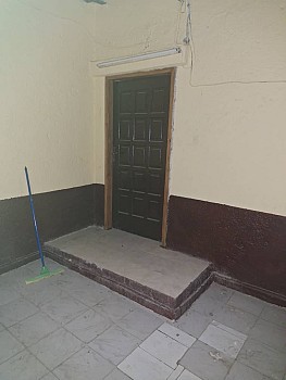 Maison F4 avec terrasse et cour à la cité saoudi