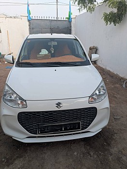 Suzuki Alto 2025, sous garantie, faible kilométrage
