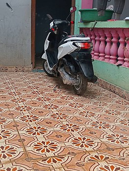 Moto Fekon en excellent état, économique et fiable