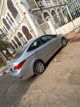Hyundai Accent 2014, bon état, économique