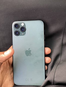 iPhone 11 Pro 90% batterie, état comme neuf