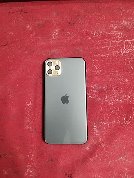 iPhone 11 pro max bon état