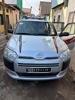 Toyota Probox 2021, boîte Automatique, carburant Essence