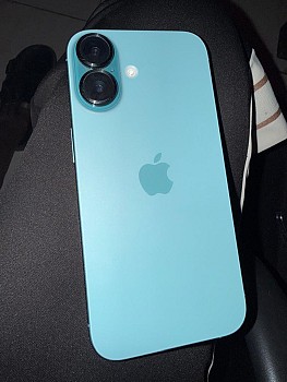 iPhone 16 128Go, excellent état, 10 mois d\'utilisation