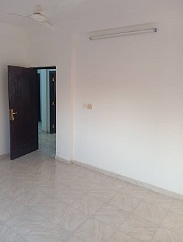 Appartement F3 à louer à la Résidence DARIYA, PK13