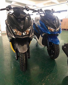 Moto scooter modèle 2021