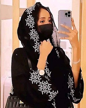 ABAYA Haut de Gamme couleur Blanc et Noire