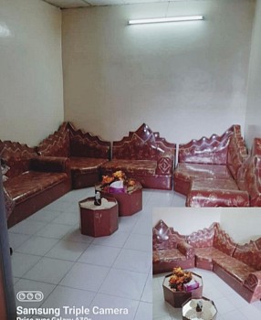 Salon 7 pièces en excellent état