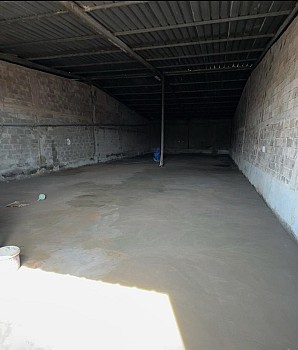 Hangar 300m2 en Zone Industrielle Sud à proximité d\'Al Gamil