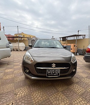 Suzuki Swift 2022, faible kilométrage, excellent état