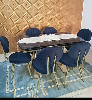 Table à manger extensible neuve avec 6 chaises