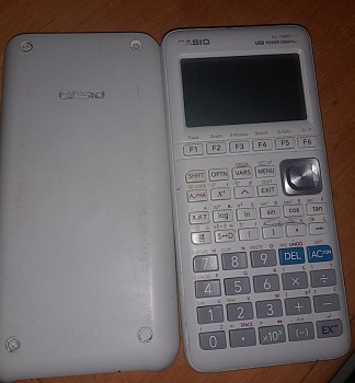 Calculatrice Graphique CASIO fx-9860GII à vendre