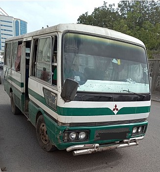 Bus à vendre Mitsubishi Rosa 25 places