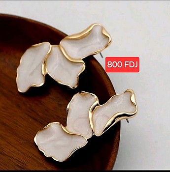 Lot de boucles d’oreilles fantaisie – Plusieurs modèles