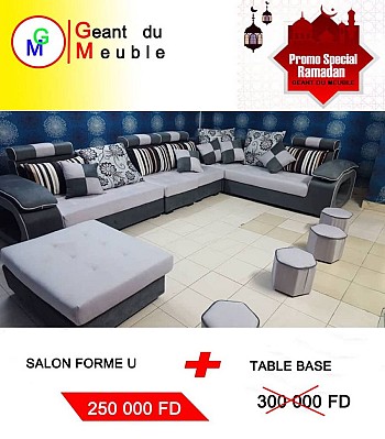 Salon forme U et table basse