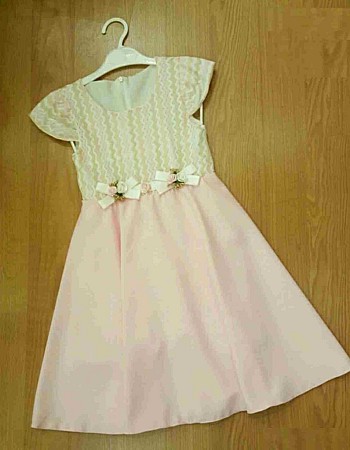 Robe couleur pétillante petits noeux