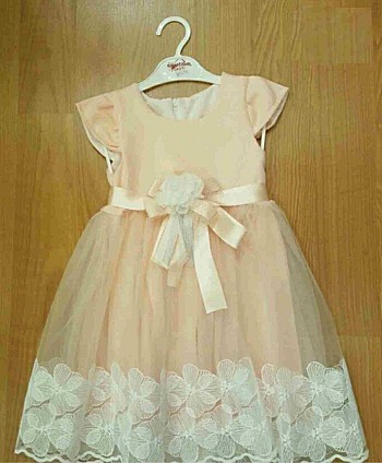 Robe de fête satin et tulle