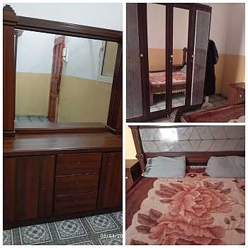 Chambre à coucher avec matelas médical - Occasion presque neuve