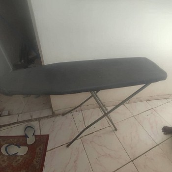 Salon, canapé-lit, réfrigérateur à prix attractifs et négociable