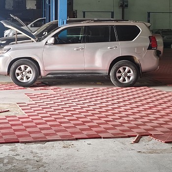 Toyota Prado VXR 2010, diesel, fiable et confortable