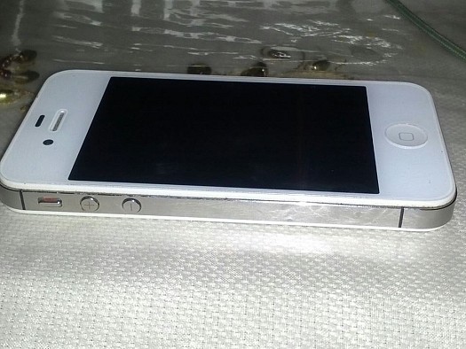 iPhone 4S