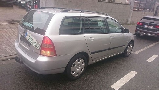 Toyota Corolla 2002 jamais roulé à Djibouti