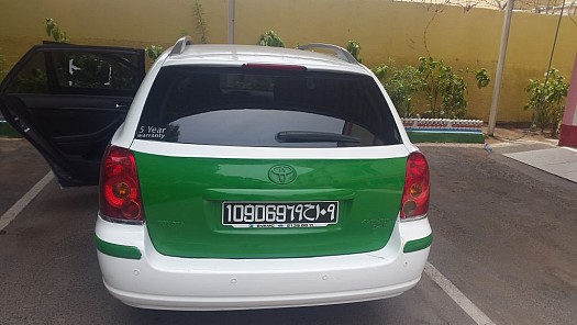 Taxi Toyota Avensis neuf