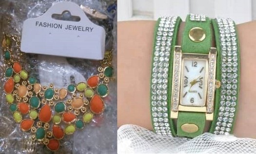 montre en bracelet vert + collier multicolor