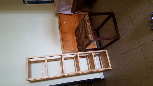 Petite table basse en bois